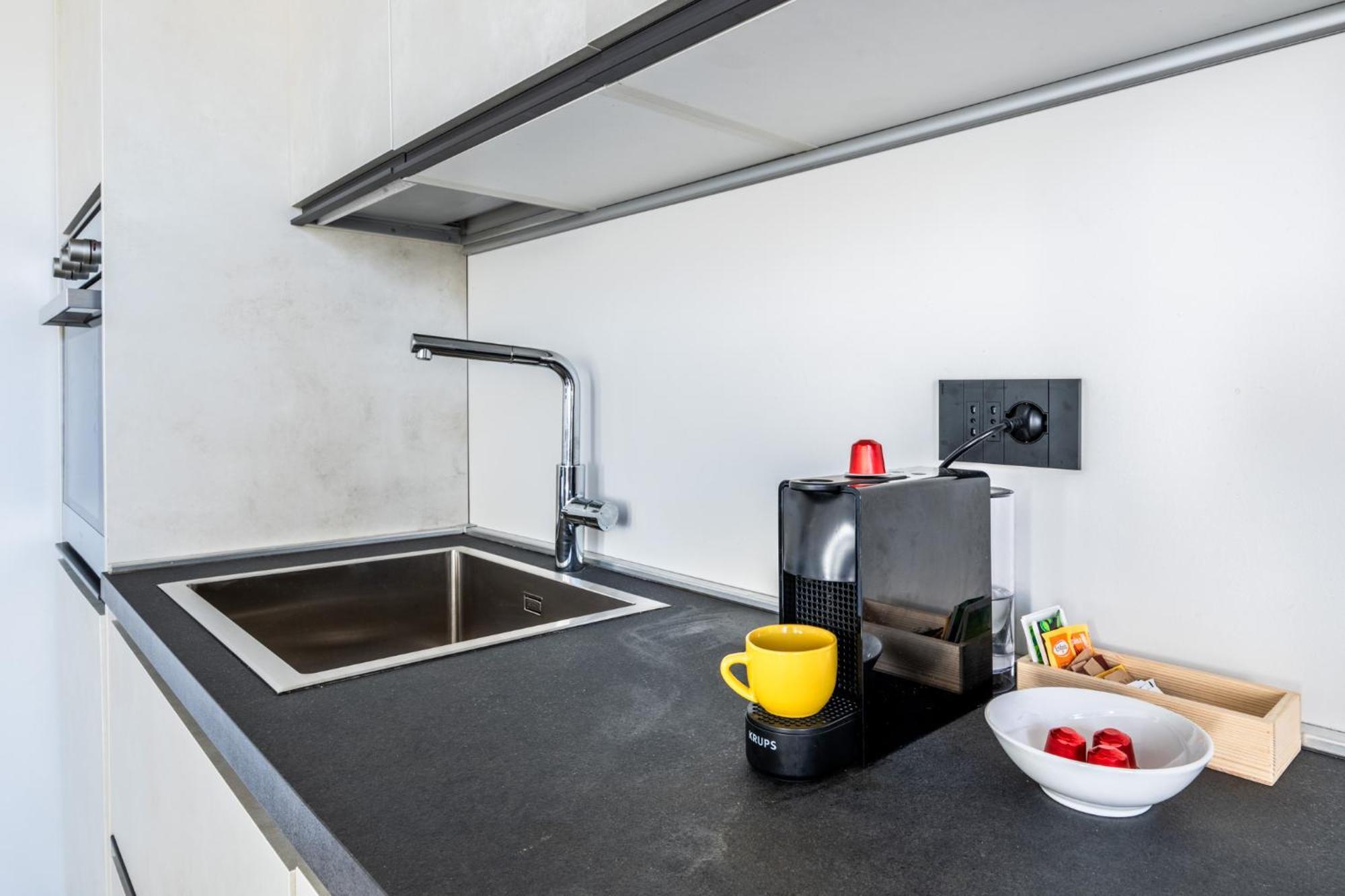 Boccadasse Chic Urban Retreat Genoa Exterior photo